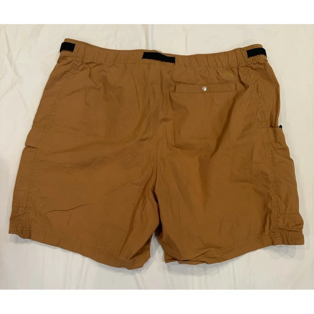 The North Face Shorts Men's XXL Tan Cargo Shorts